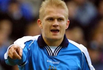 If Haaland scores tonight, one lucky person who likes and retweets this will get a free download of Championship Manager 01/02

#cm0102