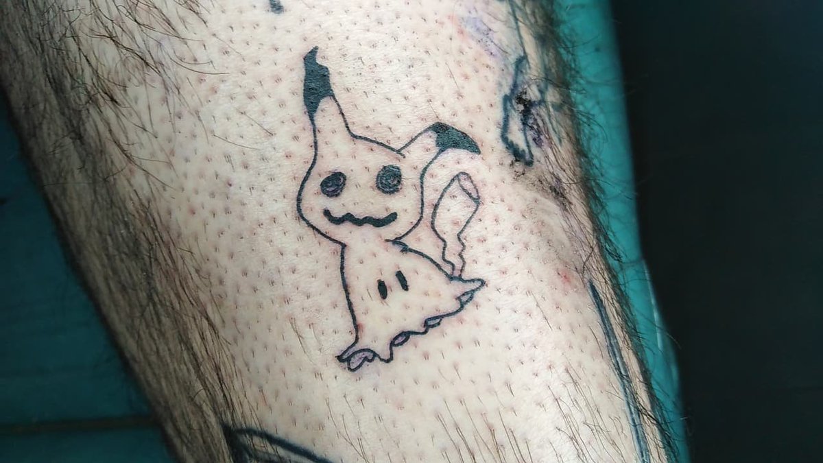 TattoosKarlos's tweet photo. 🔴Algunos minitatus.
#tattoo #tattoosartist #design #tatuajes #sketch #sketchbook #japon #blackworktattoo #tatuaje #japanesetattooart #japanese #japan #lineart #fyp #booktok #minitattoos #elpuertodesantamaria #jerezdelafrontera https://t.co/DrqbwzAksm