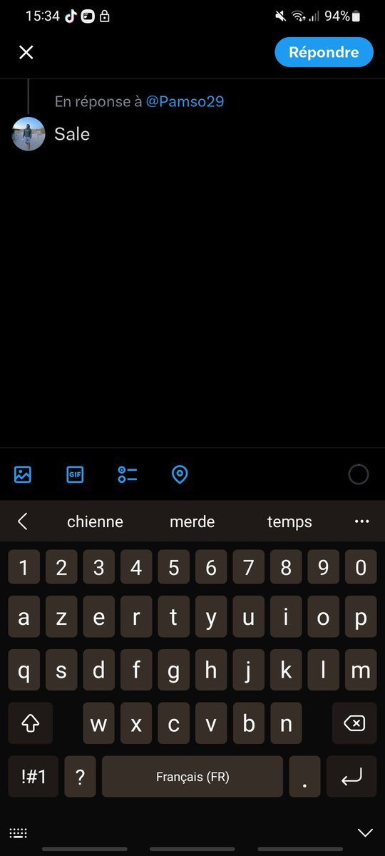 Celui de gauche c'est à cause de jalil me jugez pas