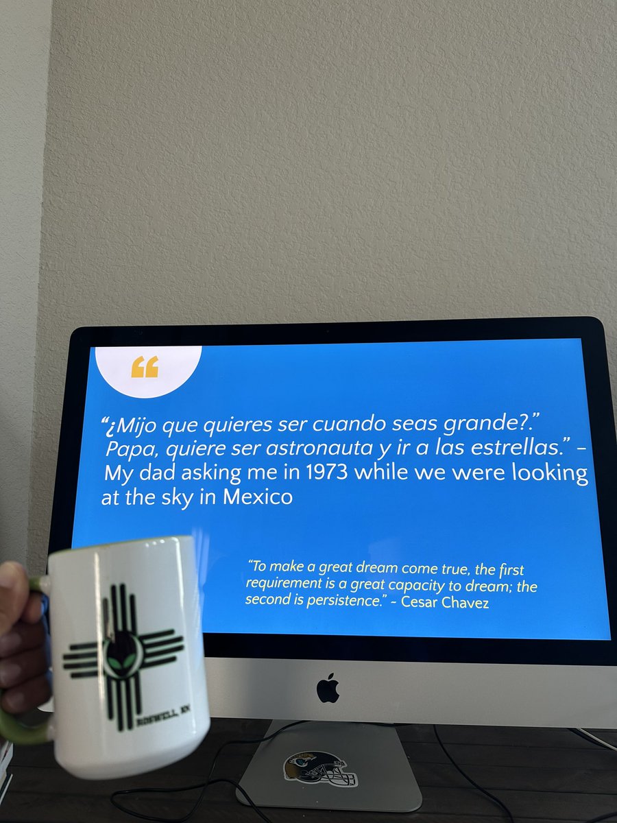 miguelmigrant's tweet photo. Every child has a dream. Letโs make sure we provide the opportunities through strong support systems and teaching so they can reach the stars โจ. My dream began in 1973. #migranteducation #migranted #mep #title1 #title3 #bilingualed #bilingual #SiSePuede @ESCRegion17 @UFWupdates https://t.co/7l9uZDVL3r
