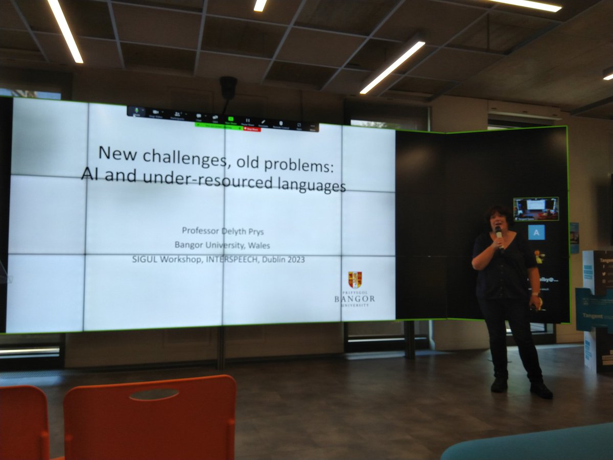 dewibryn's tweet image. Wedi mwynhau gweithdy SIGUL cyn InterSpeech yn Nulyn heddiw ar  dechnolegau ieithoedd Celtaidd. Cyflwyniadau gan aelodau @techiaith a trafodaethau ar cydweithio mwy.