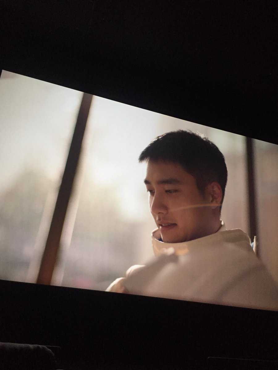 shulalelilolu's tweet photo. Mix emotions for this amazing movie "THE MOON" 🚀🌑🌠
Congratulations!!
I'm so proud of you Actor
Do KyungSoo 👏🤗💞

PS: Thank yous so much @weare10_EXO 💓
#TeamNorth
#TheMoonMoviePH https://t.co/L4lEpKyrlt