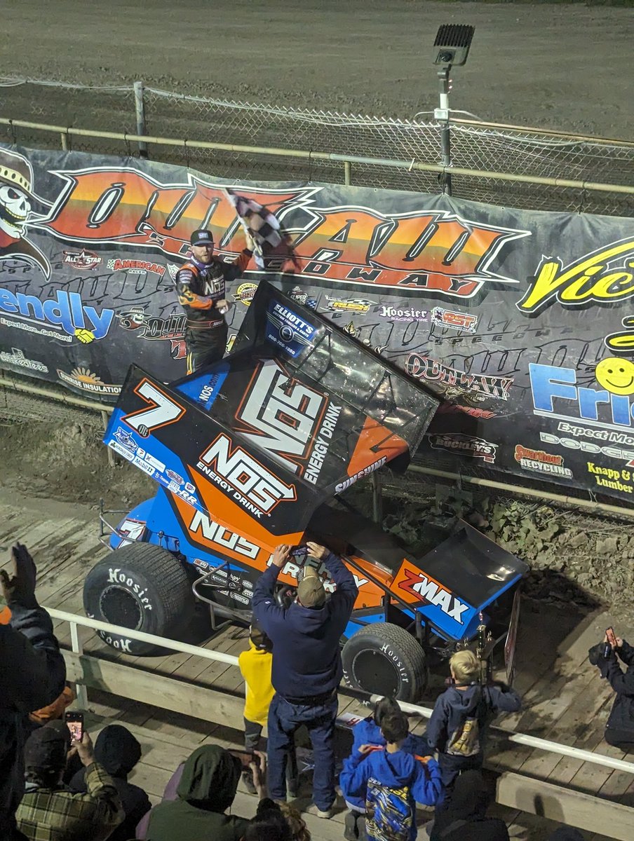 LKMOTORSPORTS1's tweet photo. @TyCourtney7BC @NosEnergyDrink @ClausonMarshall @OutlawSpeedPR @FloRacing @ShopSunshine7BC @zmaxraceproduc1 @ElliottsTrailer @ASCoC @DylanSchiebel Congrats on the big dub last night, car was a 🚀 https://t.co/KWpAdNXJaR