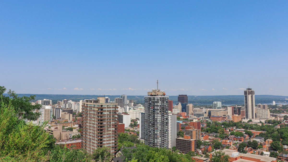 cityofhamilton's tweet photo. The City of Hamilton and CUPE Local 5167 have reached a tentative agreement following productive and collaborative negotiations. There will be no labour disruption or impact to City services. https://t.co/lpjgmav3Ox https://t.co/Q7Y2J6szo2