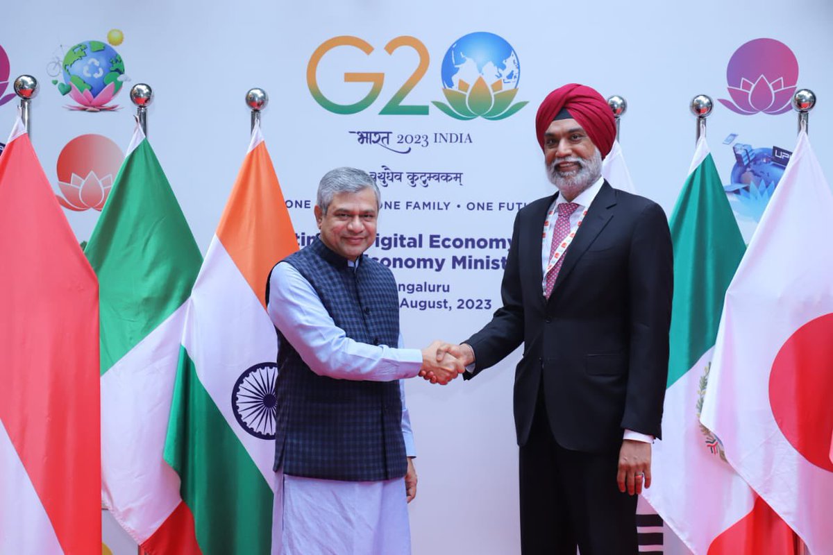 gioasempre's tweet image. Significant outcomes on digital public infrastructure, digital trust and security and skills in line with #GlobalDigitalCompact vision @G20 #DEMM Congratulations 🇮🇳 and best of luck to 🇧🇷 for 2024. @AshwiniVaishnaw @GoI_MeitY @DrSJaishankar @MEAIndia @Itamaraty_EN