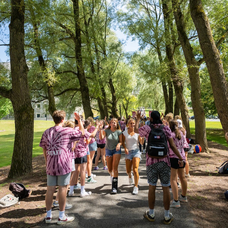 colgateuniv's tweet photo. Tomorrow we welcome #Colgate2027 to campus. Share your advice for the incoming class. https://t.co/JJRjcju2K8