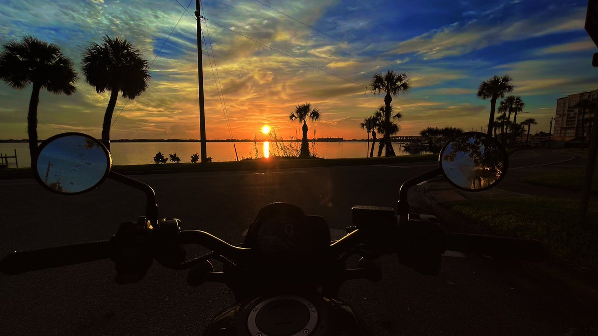 jbucklights's tweet image. #morningride #bikelife #cocoafl