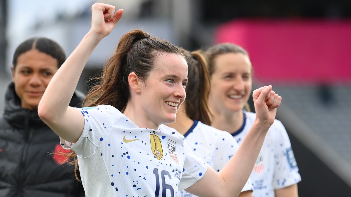 USWNT's tweet photo. 1️⃣6️⃣ - @roselavelle https://t.co/VbYULtGBt9