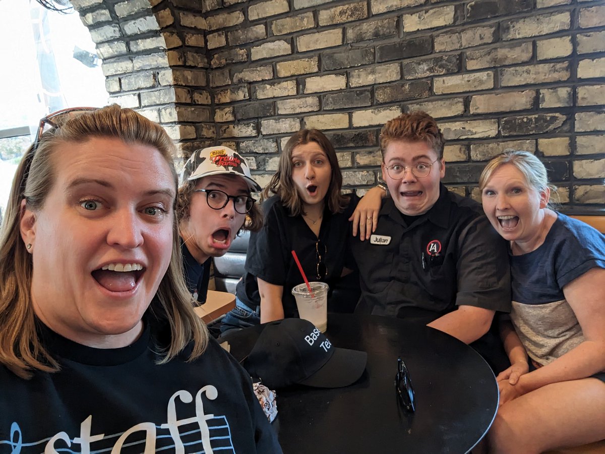 Sayles227's tweet photo. Thanks for reaching out ya crazy cohort crew, and best wishes for the adventures ahead! #PUMPUPTHATFONTSIZE https://t.co/Uz8IoUD7SI