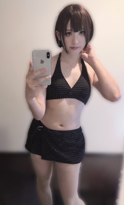 水着供養😆 これで海行きたかったけど、ビキニの日焼け跡は目立つ気がして躊躇しちゃいます💦  日焼け対策しっかりしても、なぜか水ぶくれレベルで焼ける人です😅  #女装 https://t.co/gnty<a href="/tag/%E5%A5%B3%E8%A3%85"class="tags">#女装</a>