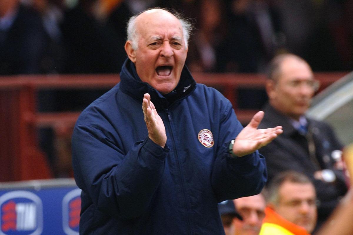 LeonardConforti's tweet photo. Ciao mister! 🖤 Un grande dispiacere. Quanto questo calcio moderno avrebbe bisogno di personalità come la tua!

#CarloMazzone https://t.co/8OTSexIVAu
