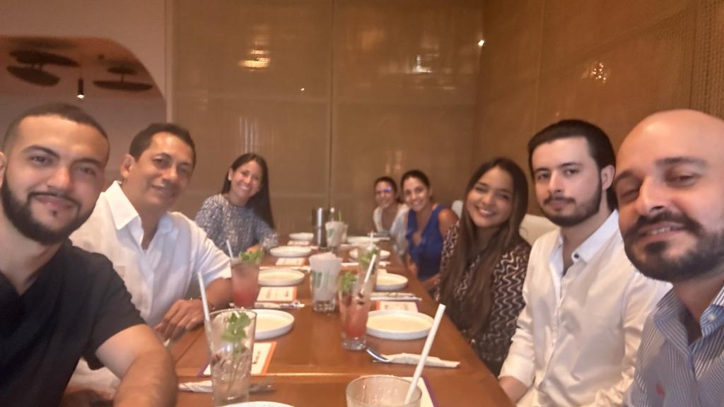joseatilionr's tweet photo. Esta semana finalizamos la 1ra Cohorte Diplomado #POCUS @UninorteCO
Tremenda experiencia! Ver la satisfacción de los participantes y cómo el Ultrasonido cambia su práctica es maravilloso.
Gracias por confiar en nosotros para formarse!! 
Pronto la segunda cohorte! Lo
@SergioVelM https://t.co/Ti2uNHz9JJ