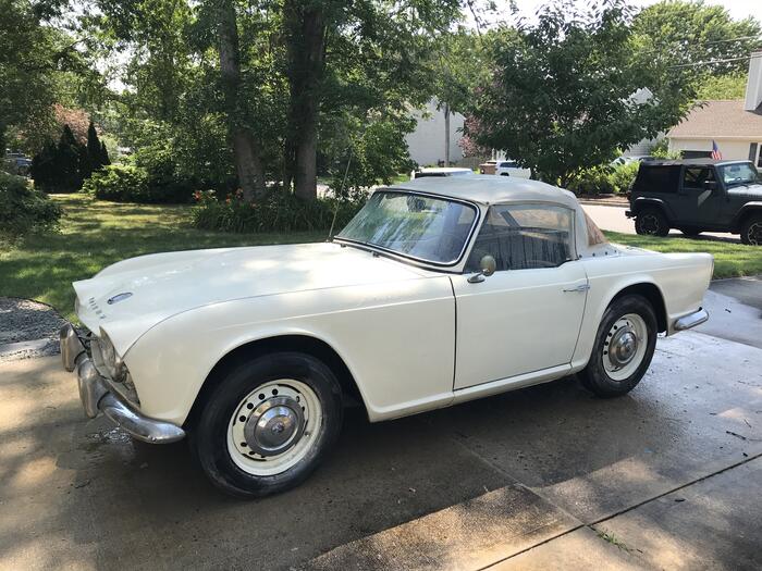 WTB TR4 hub cap and early headlight trim ring $1 - TRExp Buy, Sell &amp; Trade Forum #AutoShrine dlvr.it/SttB6Y