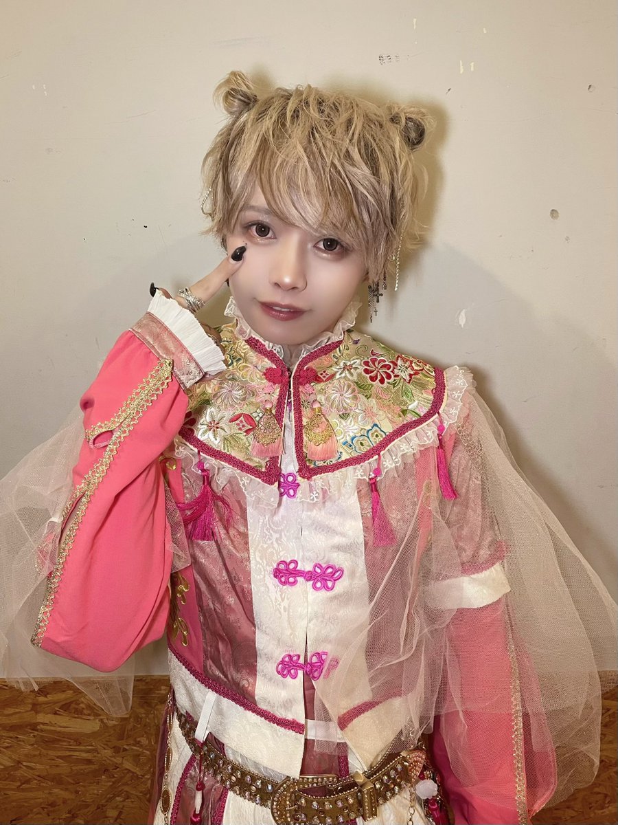 yuno_desun's tweet photo. @bozu_108 ▷ せーぶぽいんと　ピンク担当　ゆのです☺︎ https://t.co/B7yj2gS8E7