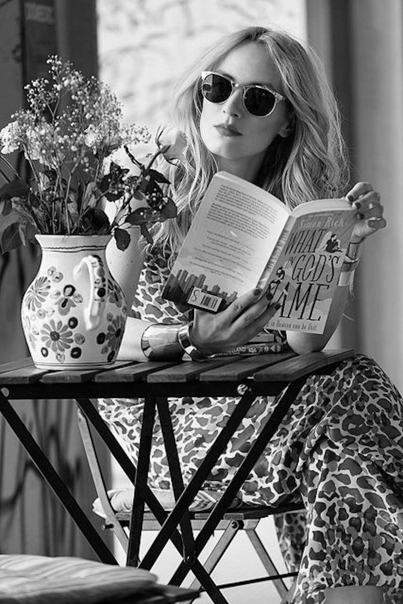 Stephanie Lisa Tara tweet media