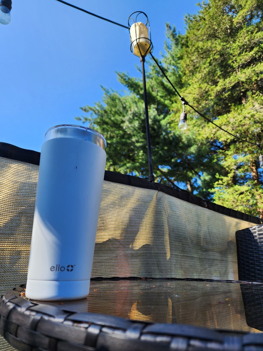 Start your day with a dose of nature's warmth ☀️🌳 Sipping morning coffee under the sun revitalizes your spirit and sets the tone for positivity.
It's a glorious day in NY! #EmbraceTheSunrise