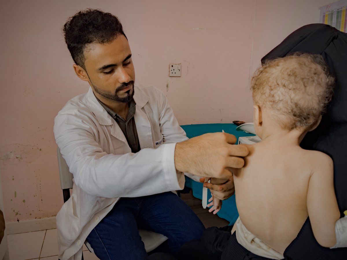 “My primary responsibility is to gain experience & support the medical staff. That's why we provide quality health & nutrition care to children with severe acute malnutrition.”—Mohammed al-Aidaros, senior medical student in al-Sadaqah Hospital, Aden. #WorldHumanitarianDay2023