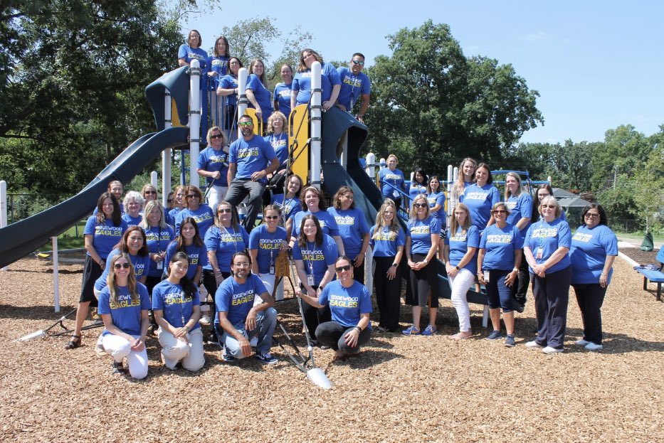 First week was a success! Can’t wait for the rest of the school year 💙🦅