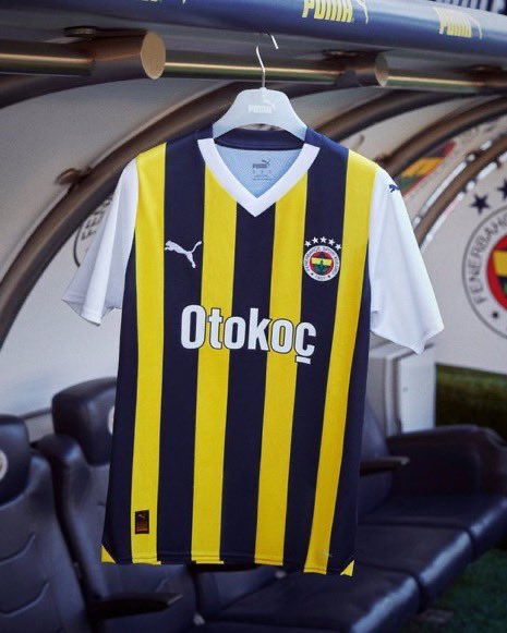 llltonymontana's tweet photo. 10k olmamın şerefine 4 kişiye forma hediye edeceğim 

Şartlar çok basit
@llltonymontana hesabını takip etmek
Bu tweet'e Rt atıp, Fav atmak

Sonuçları doğum günümde olan 27 Ağustos 20.00 gibi açıklar formaları göndermiş olurum. https://t.co/78jHmMKYQL