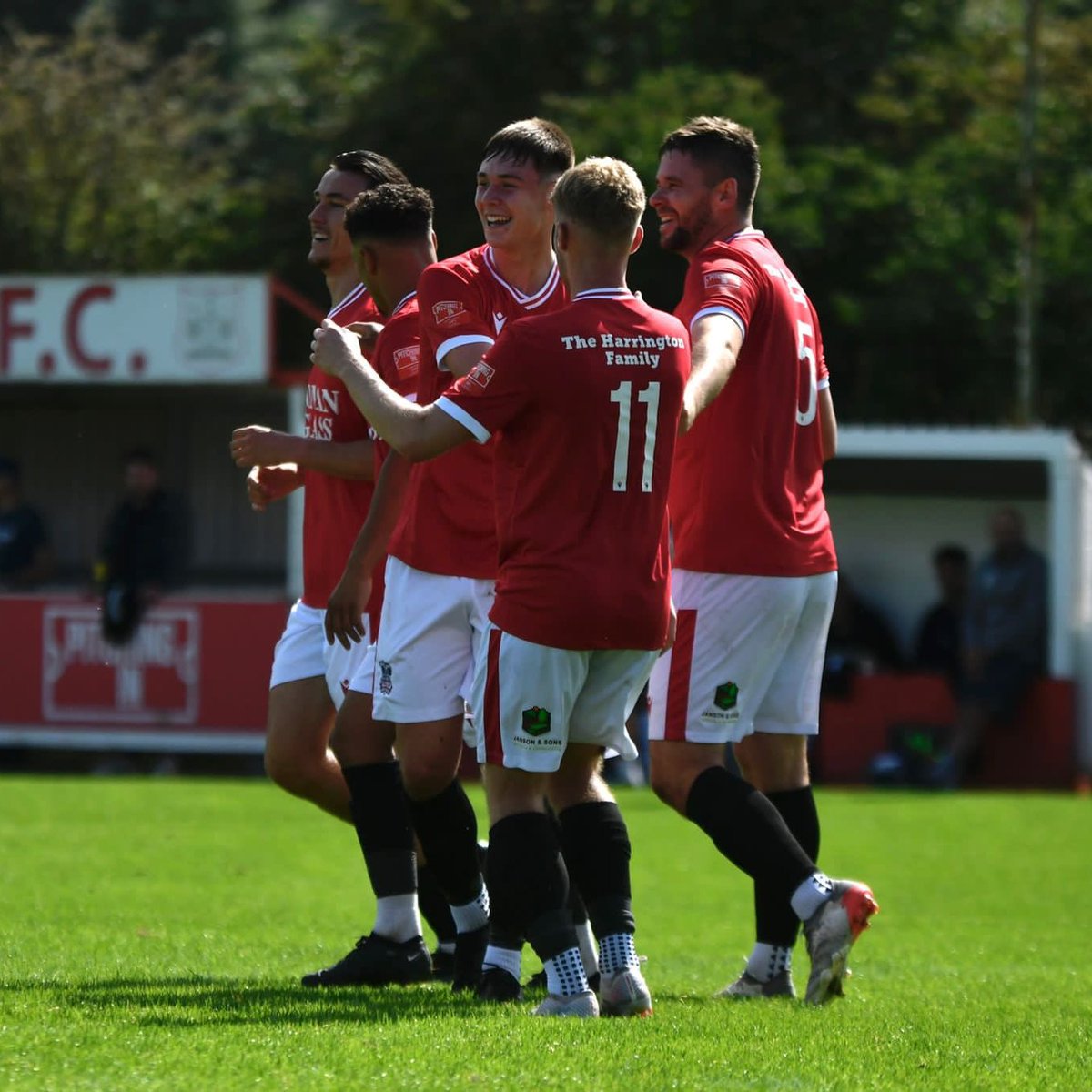 How to score in the #EmiratesFACup in 3️⃣simple steps... ⚽️

<a href="/ManorFarmFC/">Bristol Manor Farm</a>

📸: <a href="/ABarnham_Photo/">Alex Barnham Photography</a>
