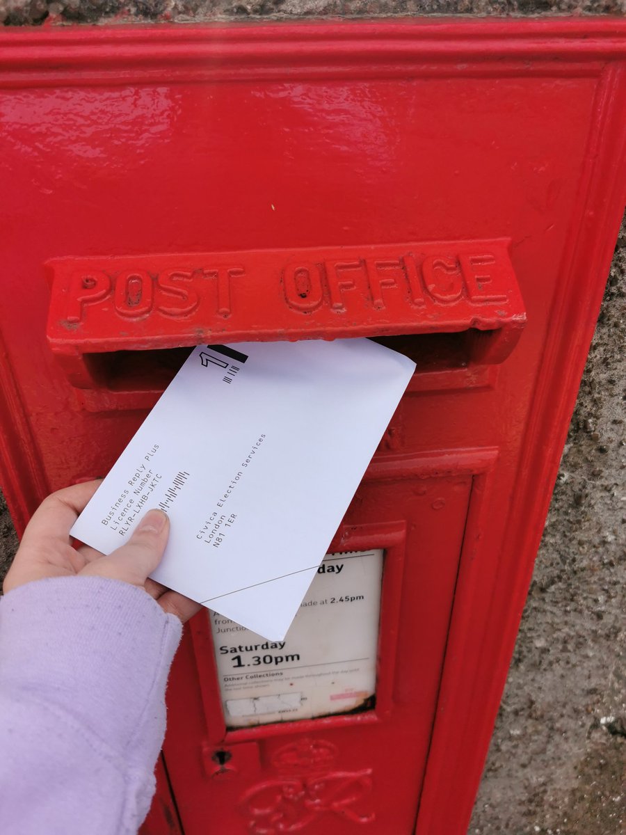 Sorcha Kirker 💫 (@uniquorn92) on Twitter photo Well my nails aren't as nice as @fothers7 or <a href="/annaterje/">Anna Terje</a> BUT I have just posted my <a href="/UHI_UCU/">UHI_UCU</a> ballot! 🤩
#UCURising #UCUScotland #VoteYesYes #ThinkUHI #SaveUHI
<a href="/UCUScotland/">UCU Scotland</a> Well my nails aren't as nice as @fothers7 or <a href="/annaterje/">Anna Terje</a> BUT I have just posted my <a href="/UHI_UCU/">UHI_UCU</a> ballot! 🤩
#UCURising #UCUScotland #VoteYesYes #ThinkUHI #SaveUHI
<a href="/UCUScotland/">UCU Scotland</a>