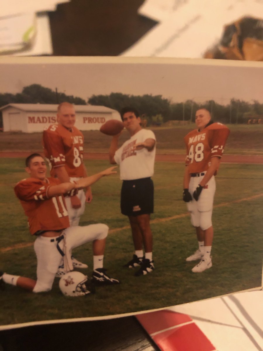 Coach Cueva tweet media