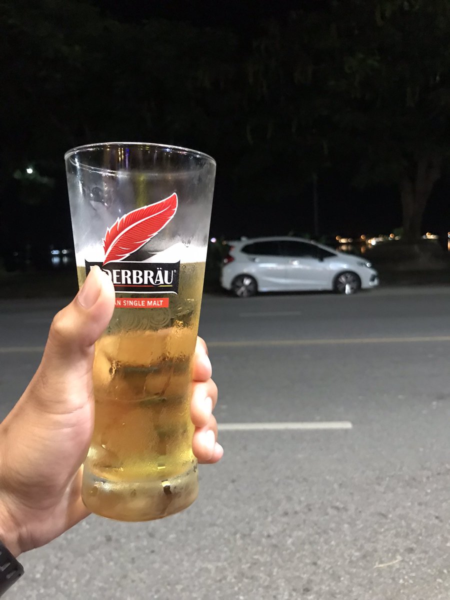 เบียร์เย็นๆกับบรรยากาศชิวๆริมโขง #นครพนม