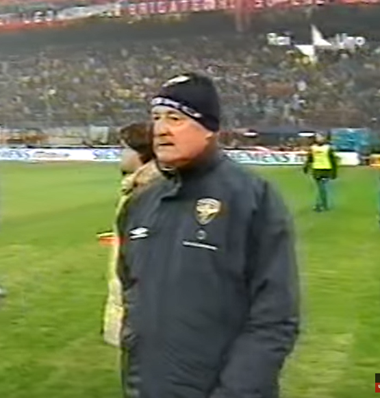 Addio, Mister: ci facevi spesso male, ma a un gentiluomo lo si poteva perdonare.
#Mazzone #CarloMazzone