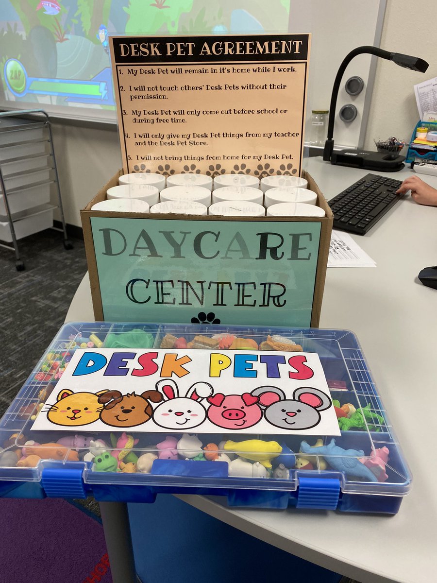 frazierskinders's tweet image. They earned their desk pets!