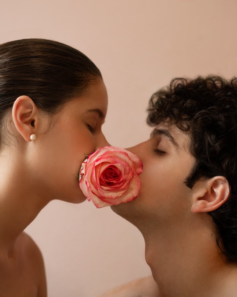 caessus's tweet photo. No intentes nunca engañarme con un beso https://t.co/5GsKuRGNRV