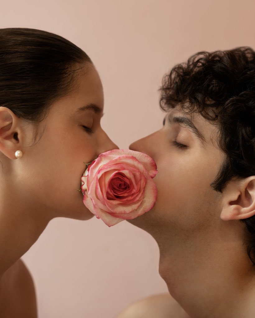 caessus's tweet photo. No intentes nunca engañarme con un beso https://t.co/5GsKuRGNRV
