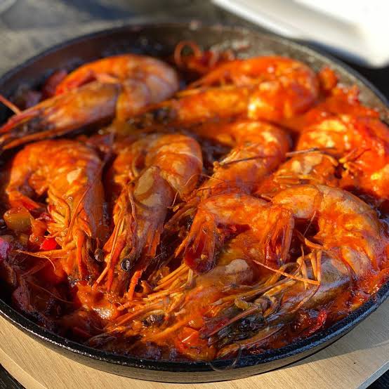 ng_cassia's tweet photo. From sauced prawns and gizzards to peppered fish steak and snails, our appetiser options at @NG_Cassia will take you on a delicious journey. Visit us this weekend.

📍 37 Joel Ogunnaike street, GRA Ikeja.

For orders, reservations or delivery, call us at 09076580765.
#CassiaNG https://t.co/HCnl9Z9kX3