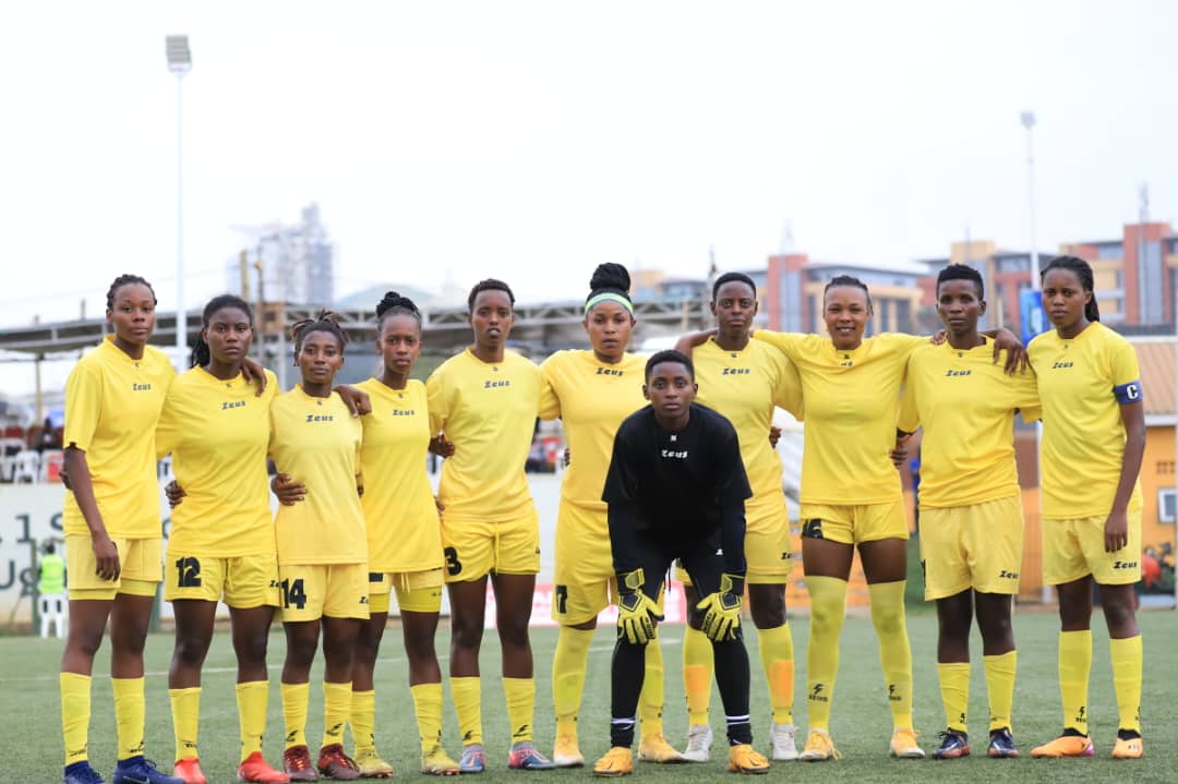 HabimanaSadi's tweet photo. #CAFWCLCECAFAQ2023.
Umukino wahuzaga #ASKigaliFC ihagarariye u Rwanda na #NewGenerationFC yo muri Zanzibar, warangiye ihagarariye u Rwanda itsinze 2-0.
Izi kipe zombi zamaze gusezererwa nyuma yo gutsindwa imikino ibiri ya Mbere. Zizahita zitaha ku munsi w'ejo. https://t.co/Om5CsFngda