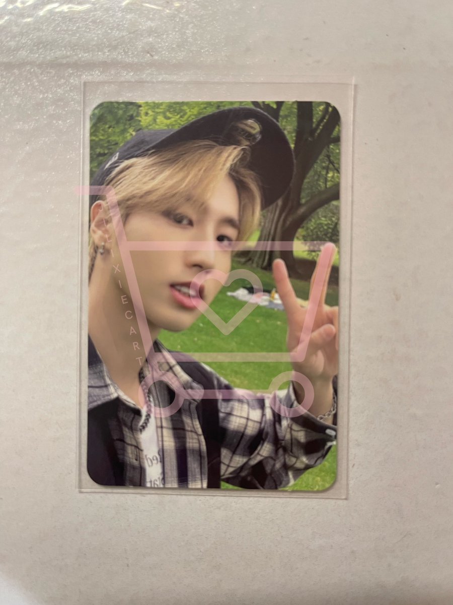 [ wts lfb ph ] #jilixiecartsells

HAN Soundwave POB - ₱400

☆ mod: gcash
☆ payo
☆ reply / dm to claim

🏷 stray kids han jisung 5 star soundwave pob pc ph