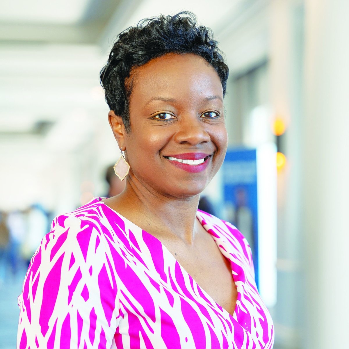 afronews's tweet image. In the market for a new car? Prepare with 5 tips before you walk into a dealership 
By JPMorgan Chase Bank
ow.ly/Z2BK50PB3xS 

#buyingacar #autodealership #financing #budgeting #carpayments #JPMorganChaseBank