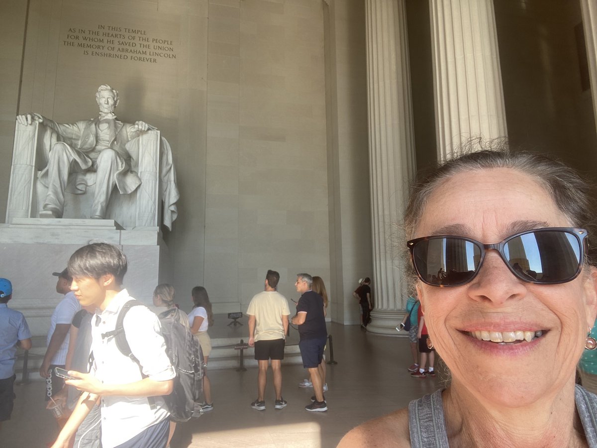 The number of languages heard spoken at the Lincoln Memorial is really affirming. #runthemall