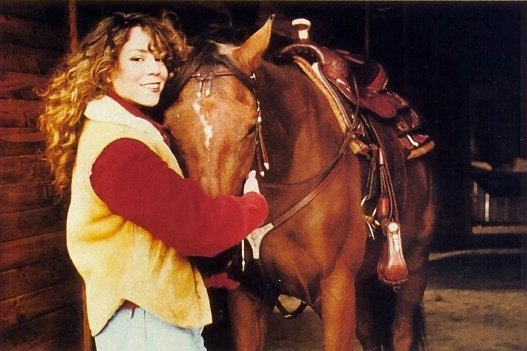 fanmariahrussia's tweet photo. Archive photo of Mimi circa 1993🦋😍⠀
⠀
#Mariah #MariahCarey #FanMariahRussia #MC #MiMi #Lambs #Lambily #FavoriteSinger #MariahQueen #MariahPopDiva #MariahIcon #TheBestMariahCarey https://t.co/a5qmG7635K