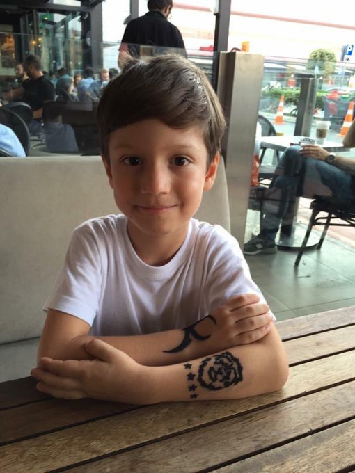 9 yaşındaki Oğuz Arda Sel’in adaleti 1868 gündür rayların altında...      
#CorluTrenKatliamı