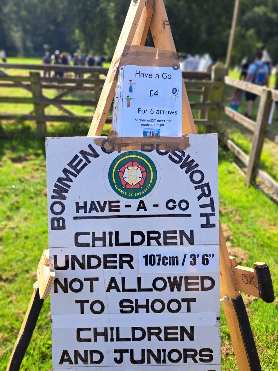 JulesHumphrys's tweet photo. Health and safety at Bosworth today. https://t.co/K1FjvKqPDd