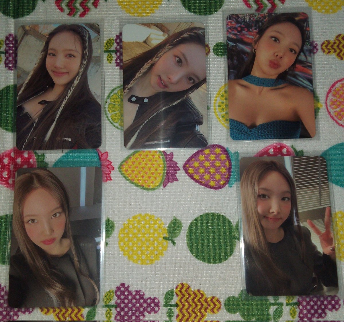 mikucarts's tweet photo. wts lfb ph | #mikusells 

nayeon rtb pcs
⤷ ₱600 (120 ea)

 if taking noot noot, must get 1 or 2 pcs :)

- gcash
- flash &amp; direct ggx

t. wts lfb ph twice ready to be rtb nayeon noot noot braid peace https://t.co/kw4lYmV2Wc