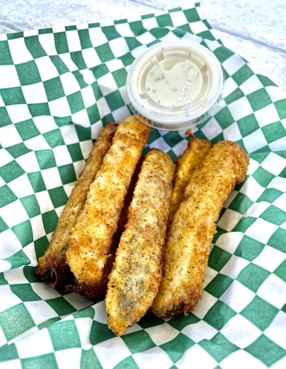 SashaEats's tweet photo. Love me some fried pickles from Seaside, Florida ๐ THE BEST ๐๐ผ
๐ Pickleโs
#SashaEats #FoodMemories #Eater #FoodLover #SashaInPCB #foodie #CulinaryGlobetrotter #Foodspotting #LoveFL https://t.co/07IENCXN8E