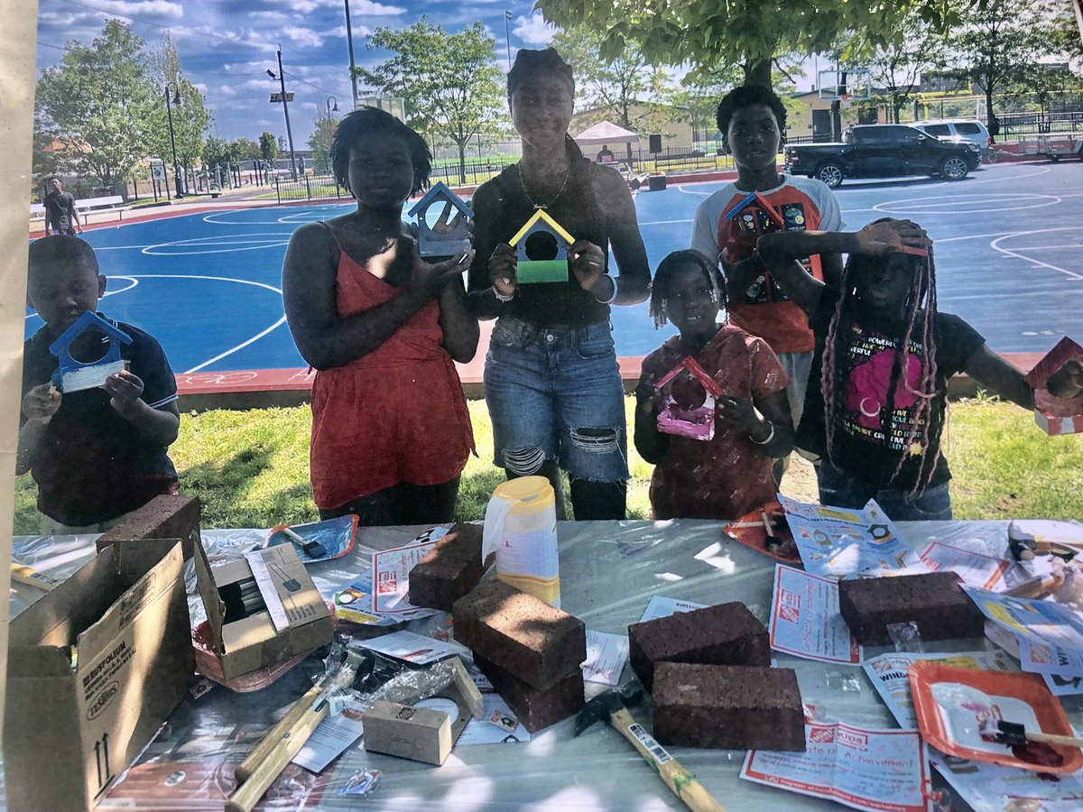 deshell1957's tweet image. Special thanks to the Newark Home Depot for participating in the Stella Wright Project’s Annual Reunion. Green Acres Park, Muhammad Ali Ave. @marcusmccollum @PhelpsFahimah @SeanMorris12 @Ckelly28K @DHRMgregorio @Nap716 @thdmikeb @rickcreditkelly @EmelahNewsome @D66Celest