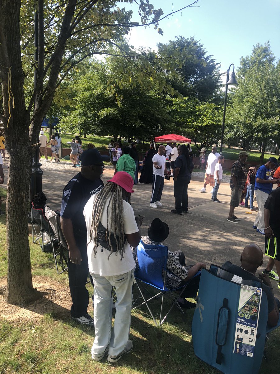 deshell1957's tweet image. Special thanks to the Newark Home Depot for participating in the Stella Wright Project’s Annual Reunion. Green Acres Park, Muhammad Ali Ave. @marcusmccollum @PhelpsFahimah @SeanMorris12 @Ckelly28K @DHRMgregorio @Nap716 @thdmikeb @rickcreditkelly @EmelahNewsome @D66Celest