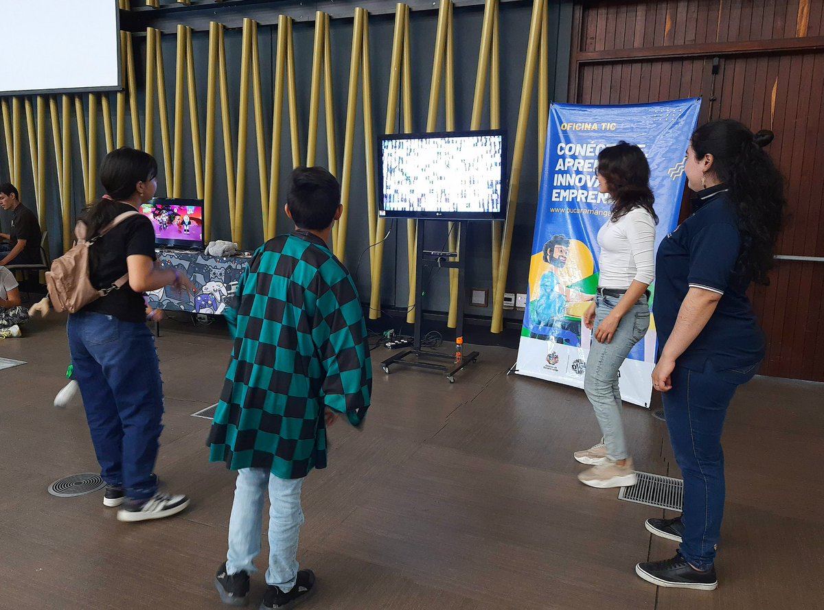 OficinaTICBGA's tweet photo. Este fin de semana estamos en #MODOGEEK🕹️
🚨 Aún están a tiempo de venir y disfrutar de estar gran experiencia gamer 👾
➡️K-pop, cosplay, concursos y muchas cosas esperando por ustedes 😎 ¡VENGAN Y PÁRCHENSE YA🤙🏻! https://t.co/Di4wa3iPCL
