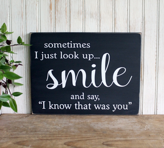 CountryWorkshp's tweet photo. #Sometimes I just look up #Smile Wood Sign #smilett23 #madeinmaryland #Inspirational #Family #Angels and #Heaven https://t.co/DDv1b3QH4T via @Etsy https://t.co/aTqxFBiRsd