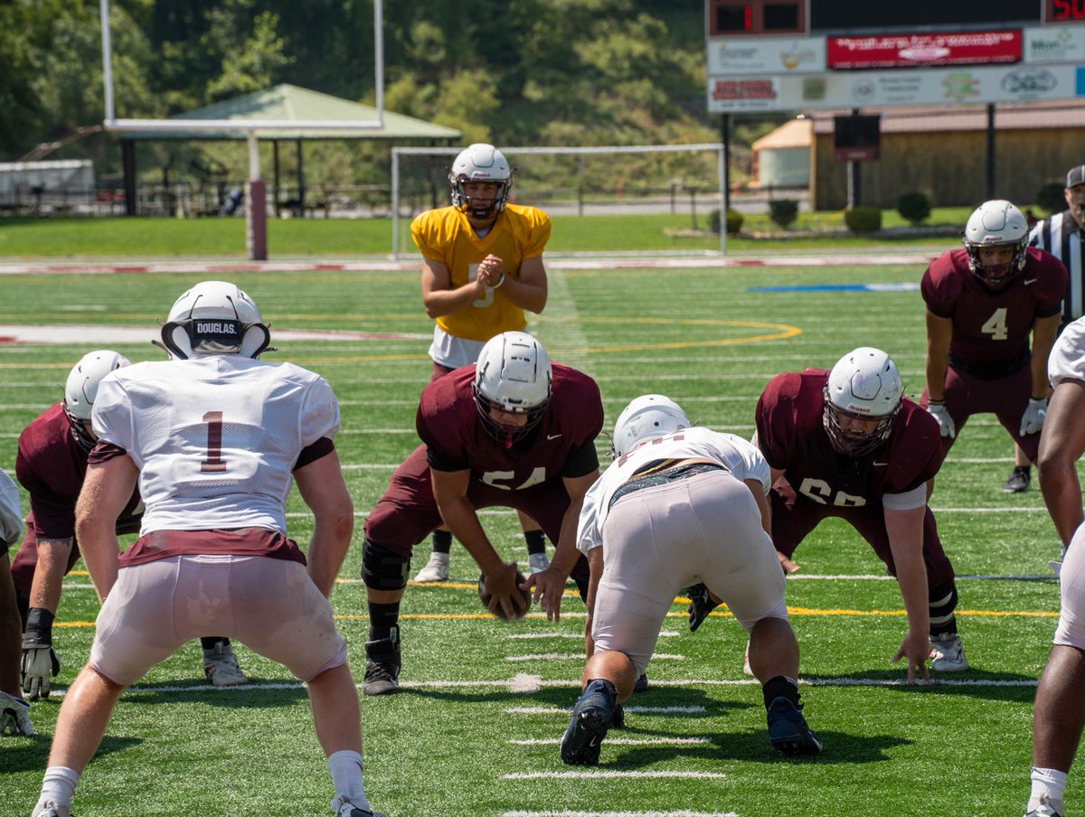 FairmontStateFB's tweet photo. An inside-look at our Saturday afternoon scrimmage 📸 https://t.co/kMg19tQwS7
