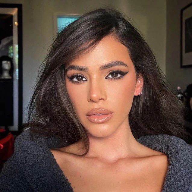 Fafa_Lira's tweet photo. @BruMarquezine belíssima ♥️♥️♥️
Via Diana Shin https://t.co/JTmfVLD4vJ