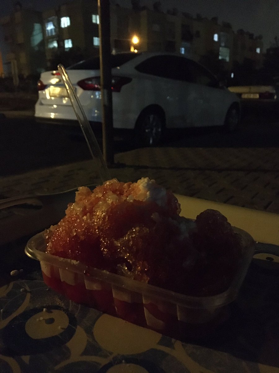 Sizi bilmem ama Mersin’de en tatlı serinleme halimiz #bicibici #karsambac #serinleme #tatlıanlar #yöreseltatlar