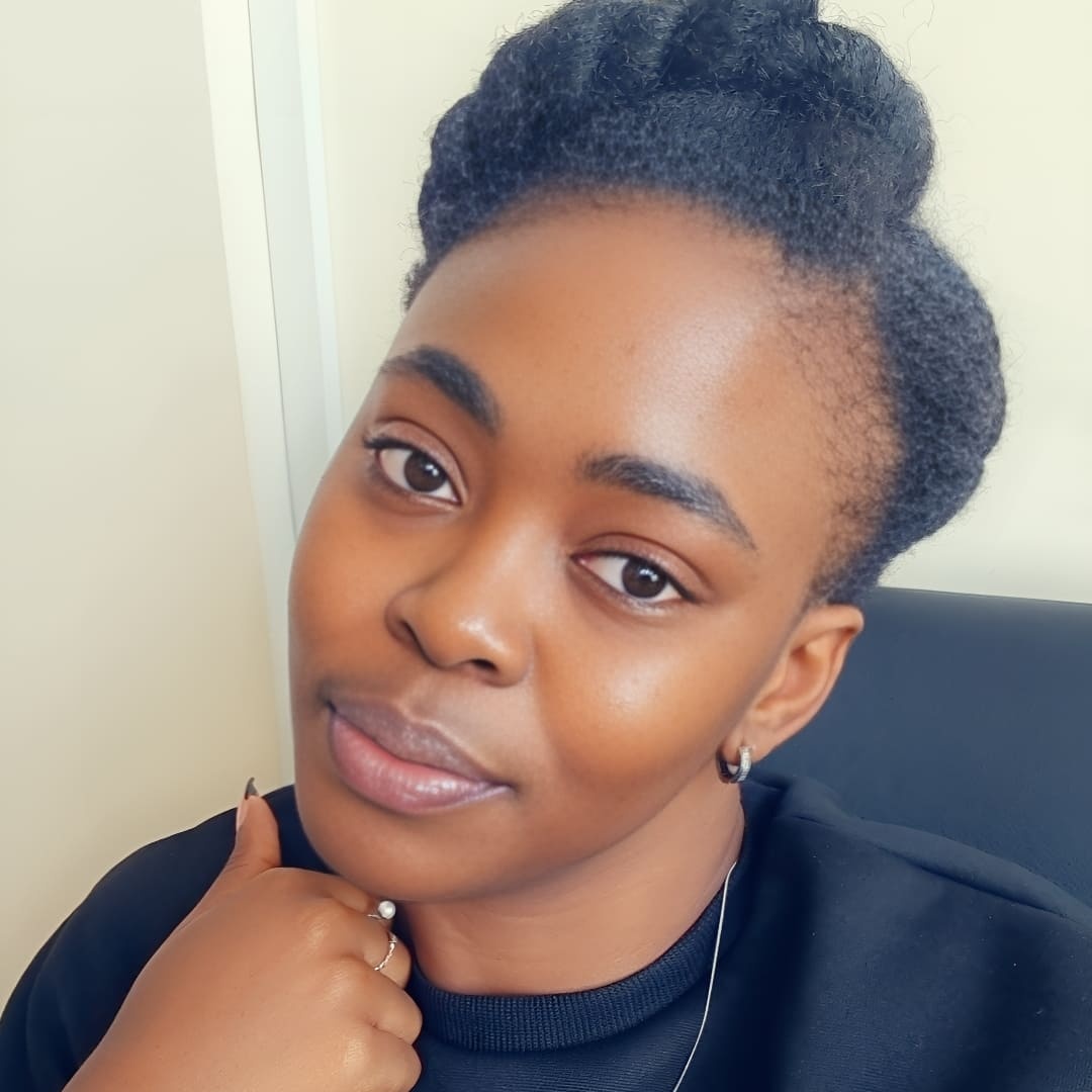 Ms_Chemmie's tweet photo. #NewProfilePic https://t.co/9lOuqN36dA