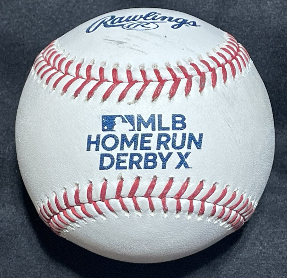 LeaguesBaseball's tweet image. If you’re looking for a Derby that’s gon give it to you, this is it. Former players led teams in a pop pop nonstop derby with points also awarded to defensive players for catches. Players put in work but it’s all for the kids as catching an orange ball gives you autograph access